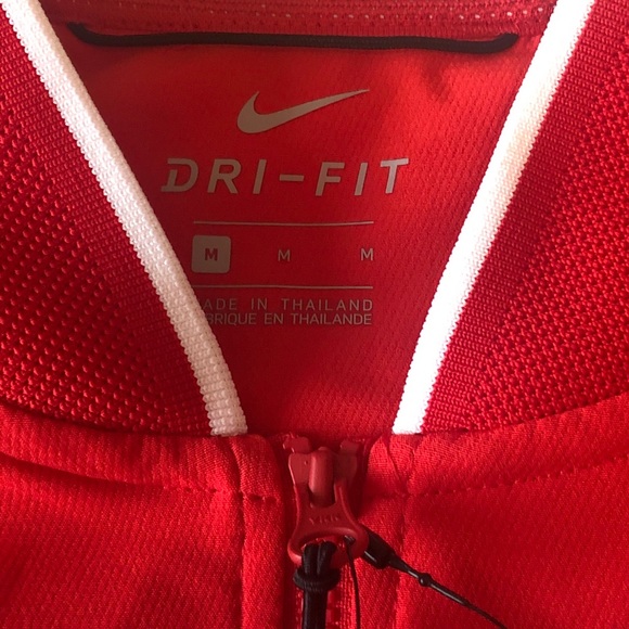 Nike Men’s Therma Midweight Jacket Red Medium - Picture 6 of 6